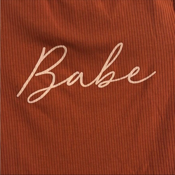 Orange Ribbed Crop Top - Picture 3 of 4